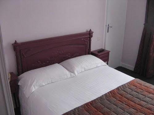 Balzac Hotel Fougères Eksteriør billede