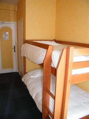 Balzac Hotel Fougères Eksteriør billede